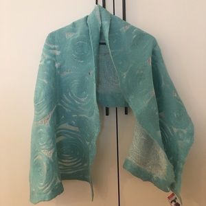 HANDMADE AQUA SWIRL CHILEAN ALPACA SCARF - BNWT!
